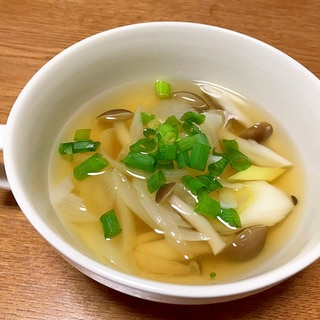 うどんスープでねぎの和風スープ